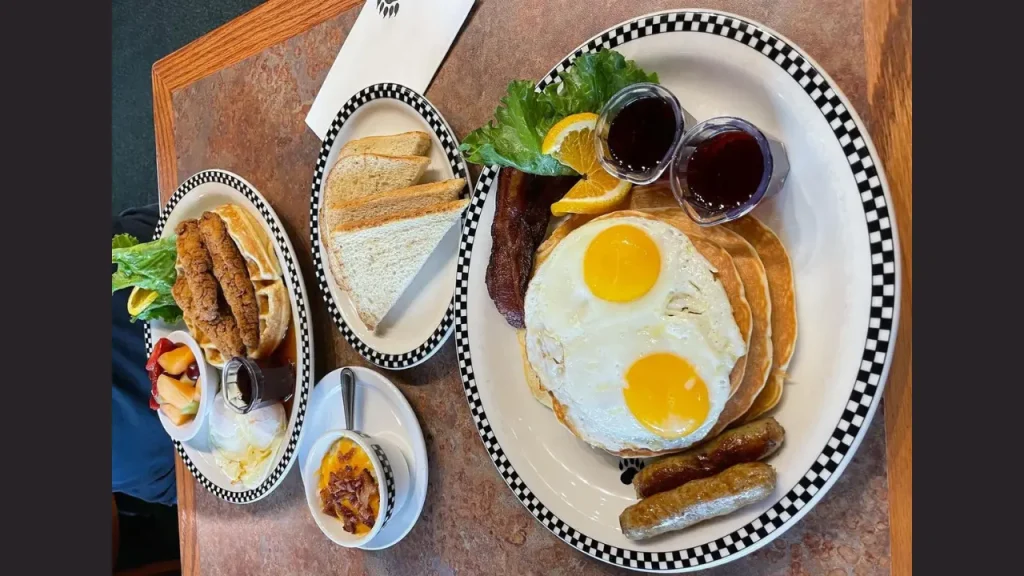 Kids Menu Breakfast Bear Menu